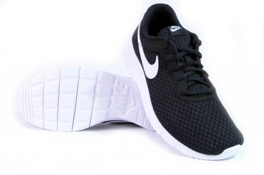 Nike Tanjun (GS) Boys' Shoe 